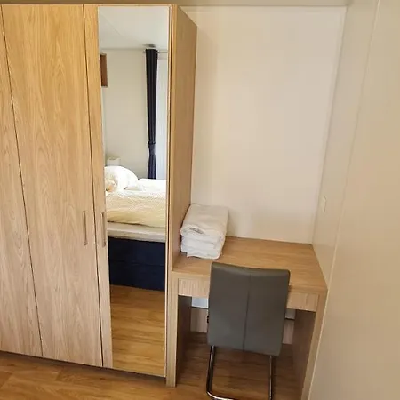 בית נופש Haus Chios *